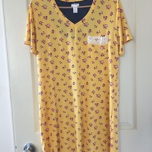 NWOT Polyester night shirt